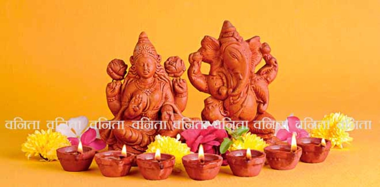 Goddess Lakshmi and Lord Ganesha